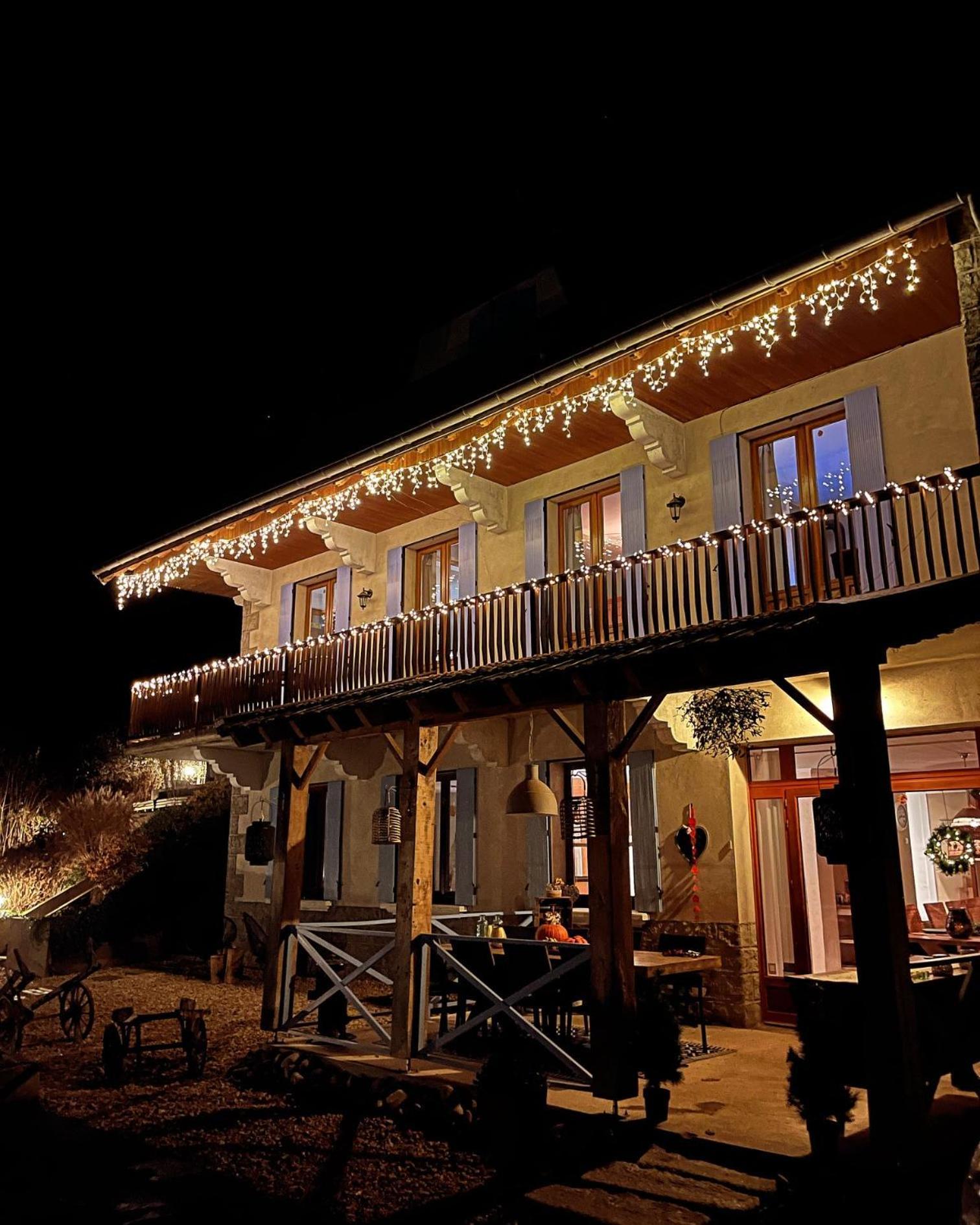 La Maison Du Chevalier Marat Ngoại thất bức ảnh